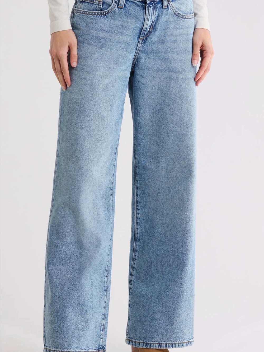 Joe’s Low Rise Wide Leg Women's Jeans in Light Wash
